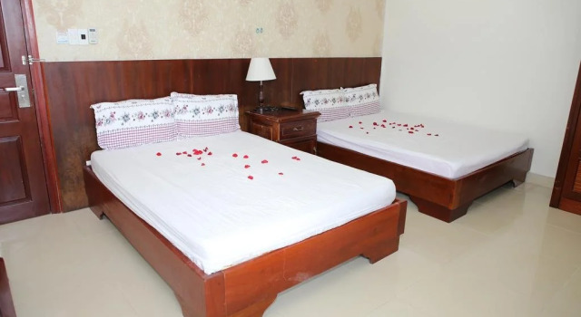 Hong Anh Hotel Night Market Phu Quoc, Забронировать Отель Отели Зыонгдонг с парковкой, рядом с Coco Dive Center, Парковка