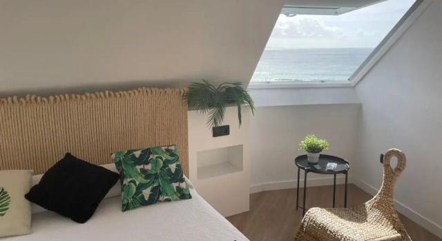 Номер Deluxe Hotel Playa de Sardiñeiro