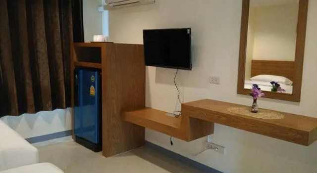 Lew Residence, Забронировать Отель Пхаяу 