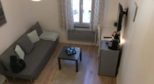 CabanelCS, Забронировать Отель Монпелье Hérault, рядом с Торговая палата Hôtel Saint-Côme