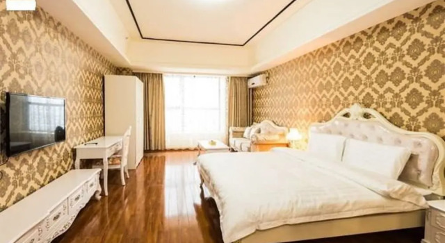 Kaimi Theme Apartment Hotel