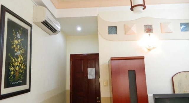 Lyna Hotel