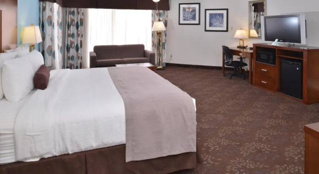 Номер Standard с балконом Best Western Plus El Paso Airport Hotel & Conference Center