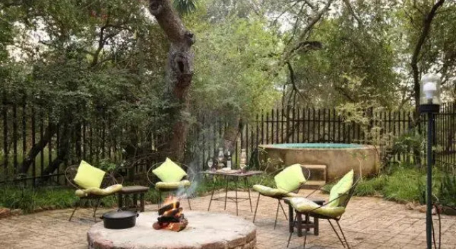 The Kruger Owl House Marloth Park, Забронировать Отель Марлот-Парк Барбертон