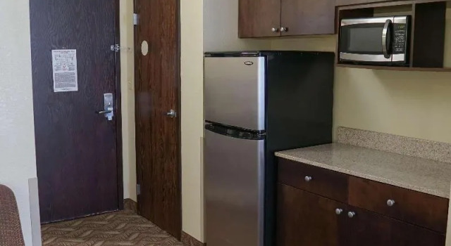 Номер Standard Best Western Plus Augusta North Inn & Suites
