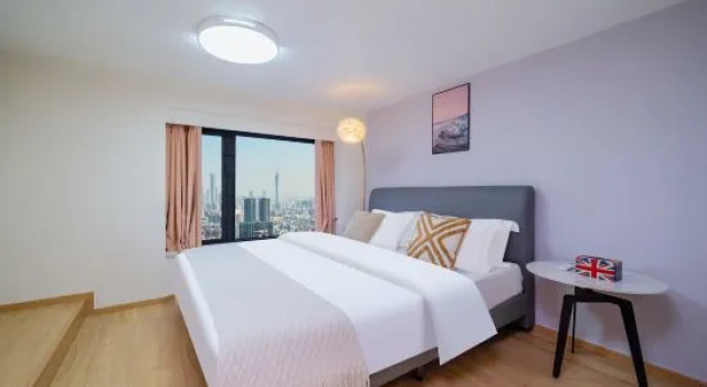Семейный люкс с 3 комнатами Earl Apartment No.1 (Guangzhou Yangang Subway Station)