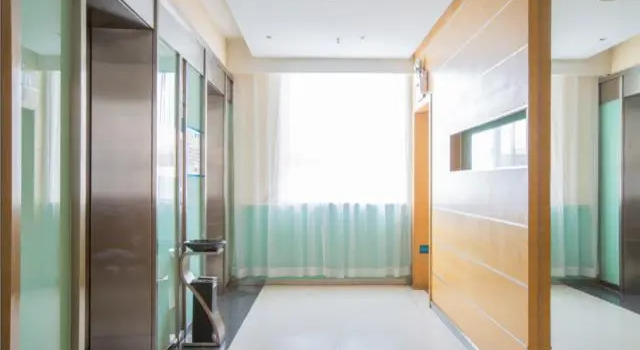 City Comfort Inn Nanning Guangxi University, Rezerwuj Hotel Hotele w Nanning z parkingiem, Parking