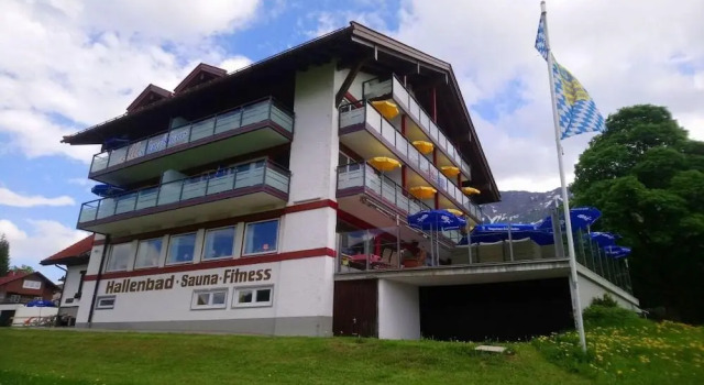 Hochpasshaus am Iseler, Book Hotel Bad Hindelang Bavaria, near Iselerbahn