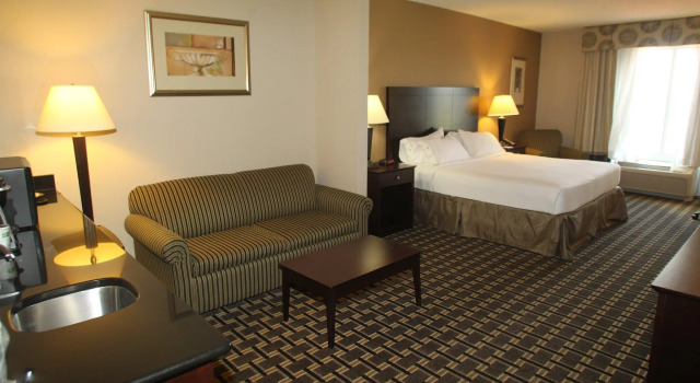 Двухместный люкс Holiday Inn Express Pembroke by IHG