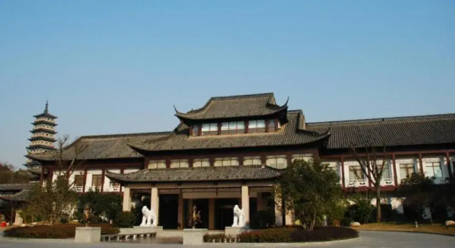 Hentique Huijin Resort Hotel, Book Resort Hotels in Yangzhou with a Pool, Swimming Pool