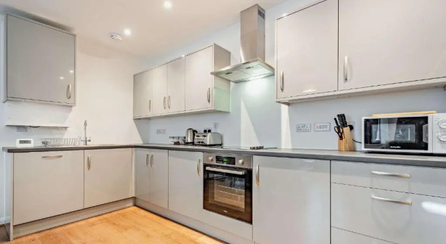 Апартаменты с 2 комнатами Modern, City living Apartments- Private parking