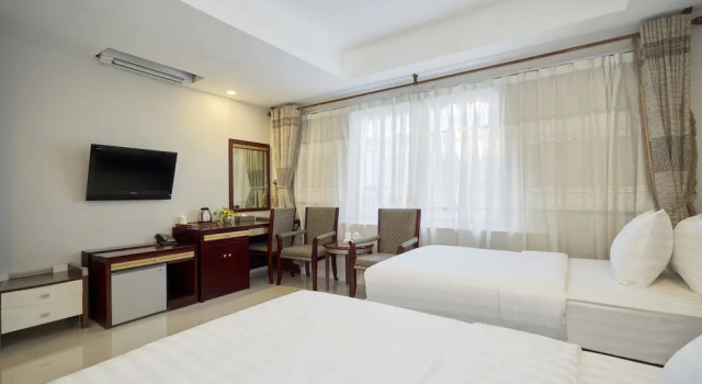 Bizu Hotel Ii - Phu My Hung District 7, Забронировать Отель Отели Хошимина с завтраком, рядом с Торговый центр Tax, Завтраки
