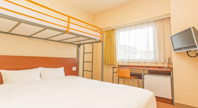 Четырёхместный номер Standard Comfort Inn Chiba Hamano