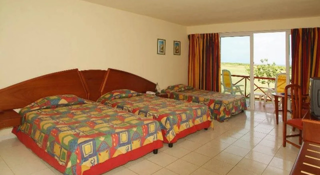 Brisas Covarrubias, Đặt Khách sạn Las Tunas Cu-ba