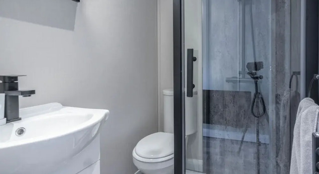 Апартаменты c 1 комнатой с балконом The Studio - 1 Bedroom Cabin - Amroth