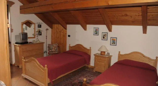 B&B Scotty & Co., Boek Hotel Gravere Piemonte