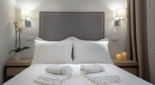 Полулюкс Porto Vecchio Luxury Suites