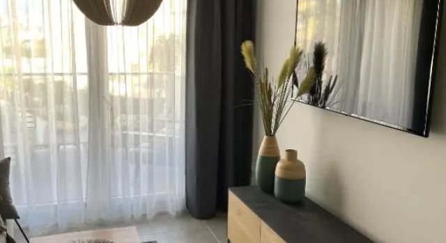 Sunny apartment in Denia with outdoor swimming pool and garage parking place included, 300m from the sandy beach