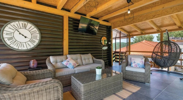 Amazing Home in Zagreb With Outdoor Swimming Pool, Wifi and Outdoor Swimming Pool, Rezerwuj Hotel Dolje Zagrzeb