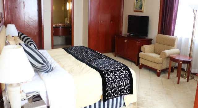 Двухместный люкс Deluxe XinHai JinJiang Hotel Wangfujing
