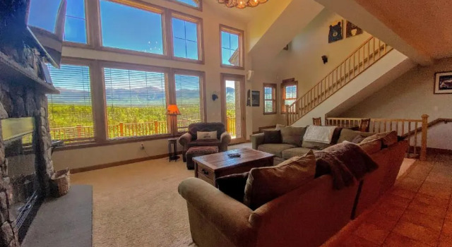M1 Luxury home a short walk from the Mount Washington Hotel AC heated floor stunning views, Забронировать Отель Бреттон-Вудс Карролл, рядом с Learning Center Ski Lift