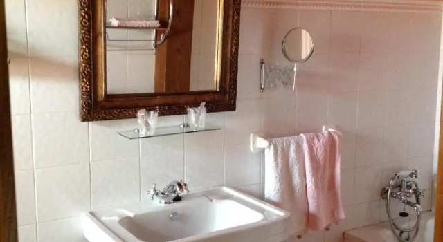 Номер Superior Hotel Rural Posada El Trenti de Corona