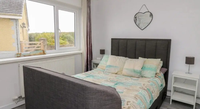 Ty Cwtch, Забронировать Дом для отпуска Ллангинин Carmarthenshire