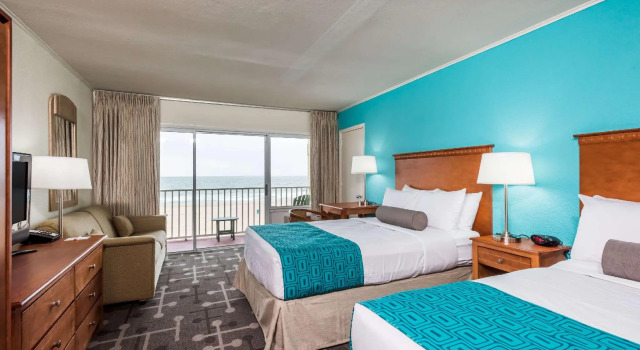 Четырёхместный номер Standard oceanfront Howard Johnson by Wyndham Ocean City Oceanfront