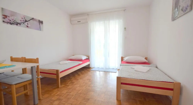 Apartments Nedo, Rezerwuj Apartament Hotele w Kvarner Islands z parkingiem, Parking