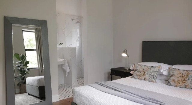 Номер Luxury One Kensington Boutique Hotel