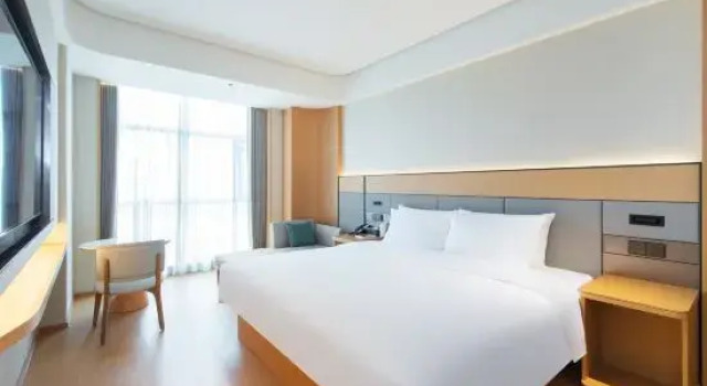 Люкс JI Hotel (Aksu Jinlan Square)