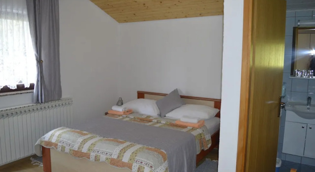 House Jelena, Забронировать Гостевой дом Гостевые дома Lika Region, Гостевой дом