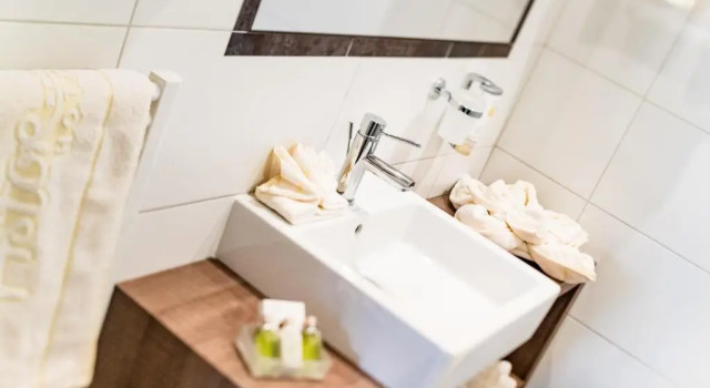 Номер Standard с балконом Astor Hotel