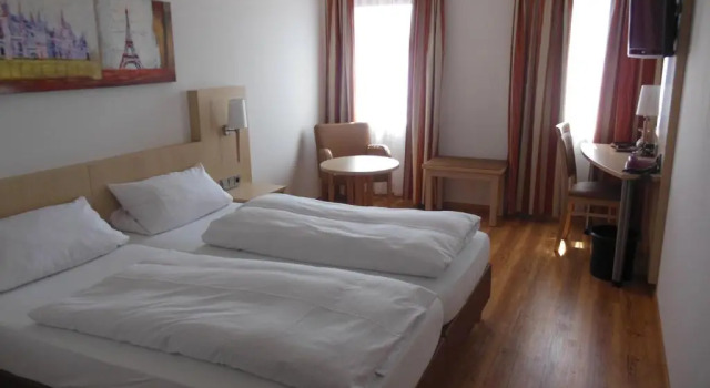 Hotel Zum Ochsen, Забронировать Отель Эппертсхаузен земля Гессен