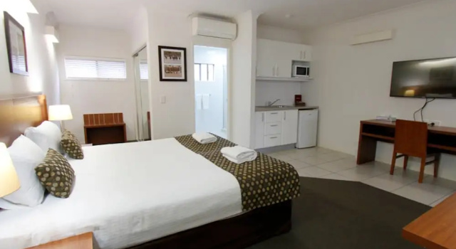 Двухместный люкс Deluxe Chinchilla Downtown Motor Inn