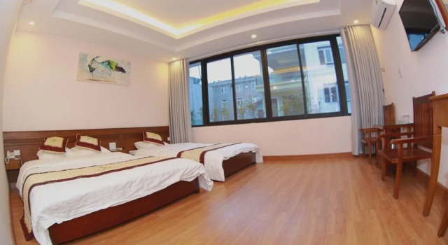 Nguyen Hotel, Забронировать Отель Шапа Лаокай, рядом с Рынок Сапа