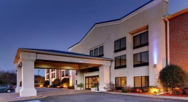 Номер Standard Comfort Inn & Suites Dahlonega University Area