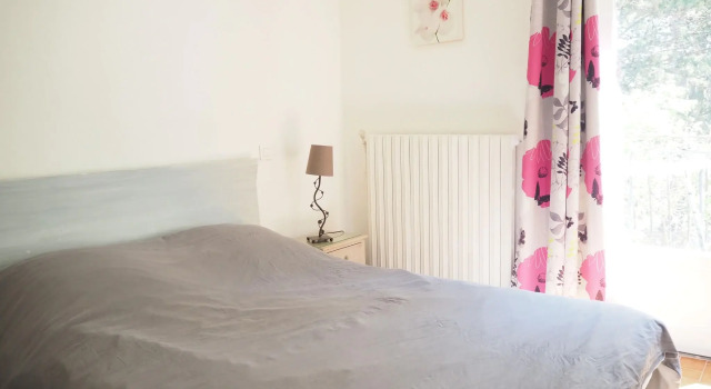 Holiday home with swimming pool,Vaison-la-Romaine, Забронировать Отель Отели Везон-ла-Ромен с парковкой, рядом с Археологический музей Théo Desplans, Парковка