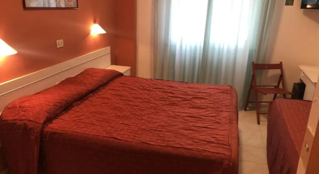 Трёхместный номер Economy Hotel Regina