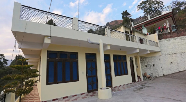 OYO 10773 Home 2BHK Valley View Khutani Bhimtal, Rezervovat Hotel Bhimtal Uttarakhand