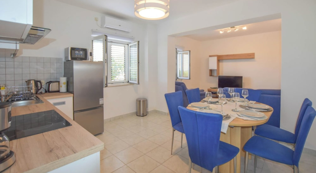 Апартаменты Apartment S and E