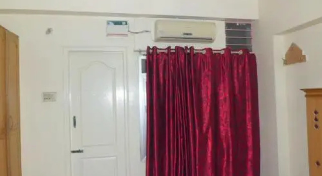 Hotel Ajantha Palace, Varaa Hotelli Hotellit Bangalore pysäköinnillä, Pysäköinti
