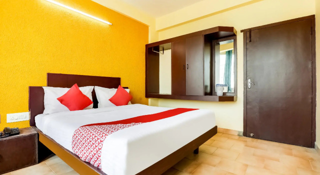 OYO 61247 Hotel Vijayalakshmi, Забронировать Отель Отели Тируппур с завтраком, Завтраки
