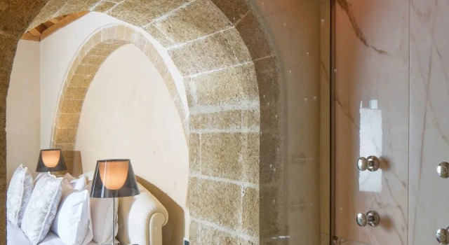 Люкс Deluxe Moni Emvasis Luxury Suites