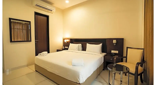 Cikada Hotels, Prenota Hotel Davanagere Karnataka