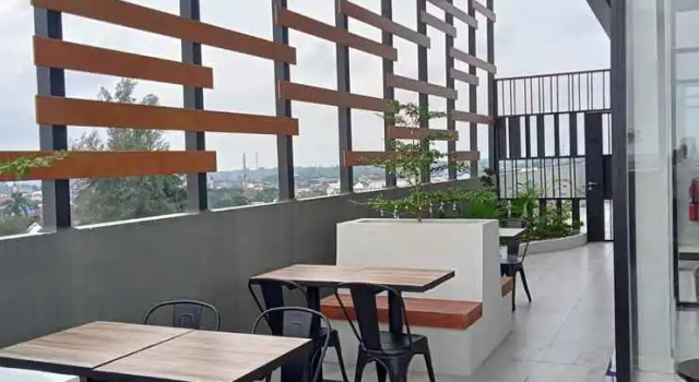 Wisma Davinci Pematang Siantar, Rezerwuj Hotel Pematang Siantar Sumatra