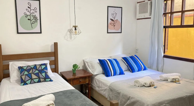 Трёхместный номер Classic с балконом Numa Boa Suites