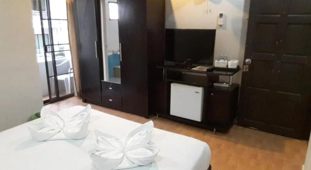 Двухместный номер Standard с балконом Green Mango Guesthouse - Hostel