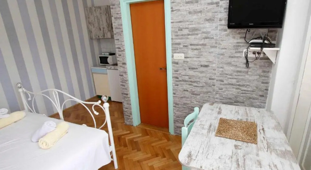 Студия Apartments Srdjan
