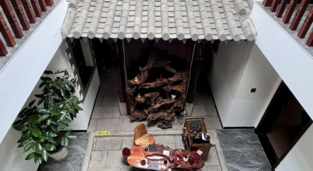 Jianshui Muranju · Garden Ancient Alley Courtyard Family Homestay (Chaoyang Tower Zhu's Garden), Забронировать Отель Цзяньшуй Юньнань